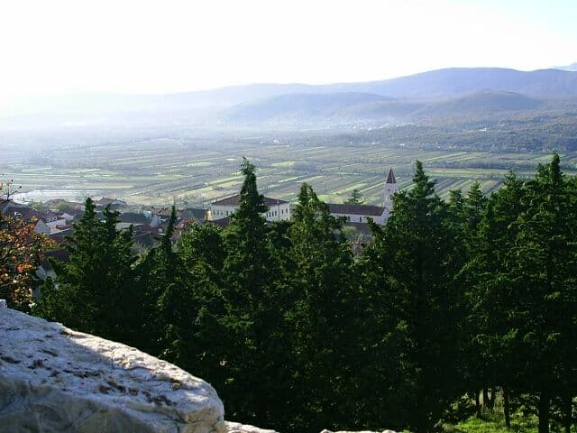 Imotsko Polje